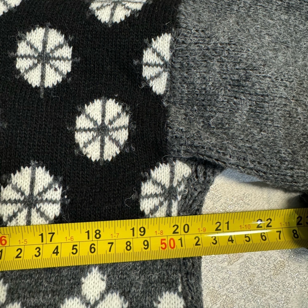 Vintage Polar Bear Fair Isle Winter Grannycore Animal Crew Neck Sweater Holidays - Picture 8 of 9
